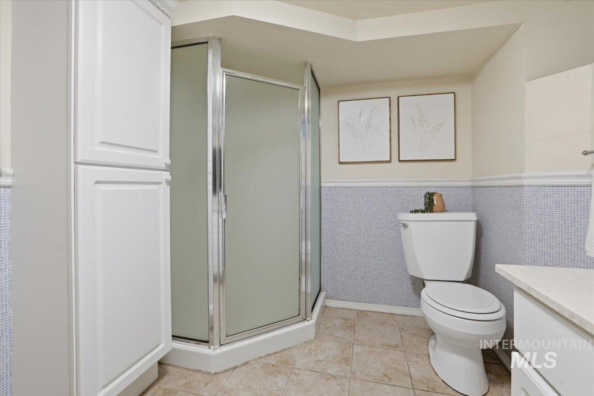 3205 W Crescent Rim Drive, Boise, Idaho 83706, 4 Bedrooms, 2 Bathrooms, Residential For Sale, Price $879,000, 98977066