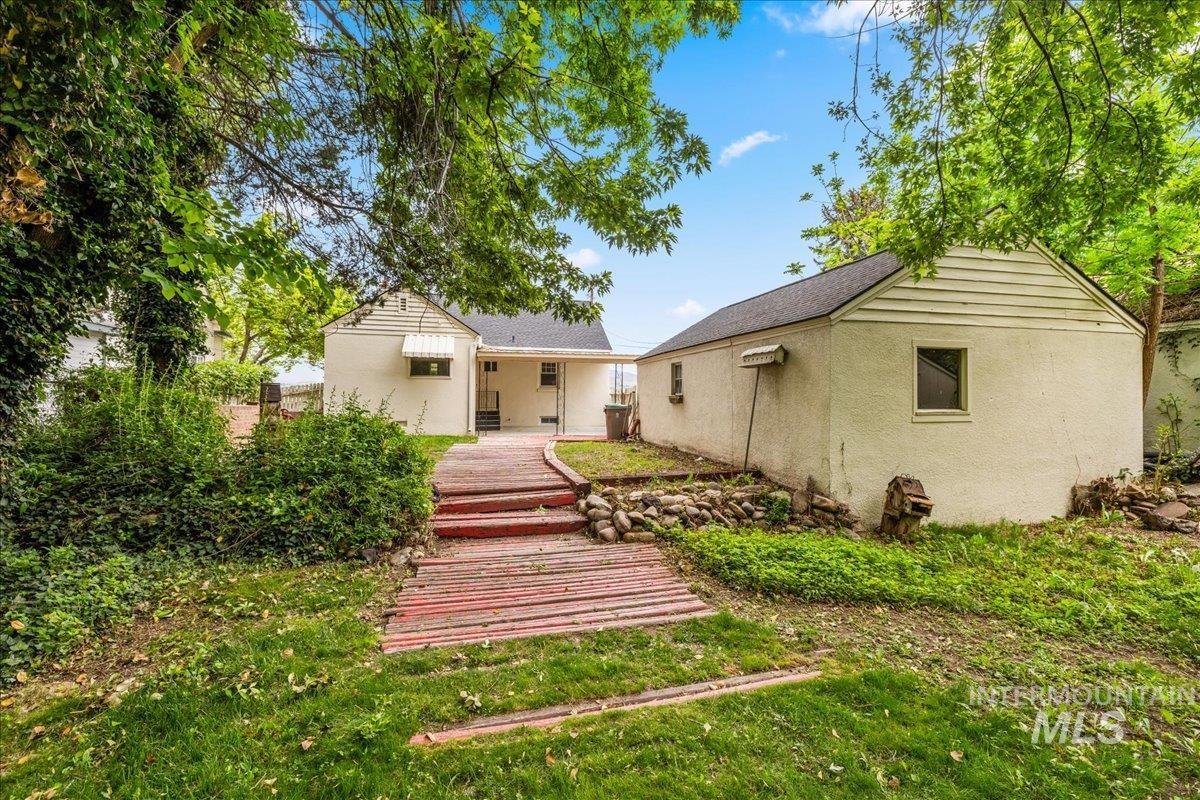 3205 W Crescent Rim Drive, Boise, Idaho 83706, 4 Bedrooms, 2 Bathrooms, Residential For Sale, Price $879,000, 98977066