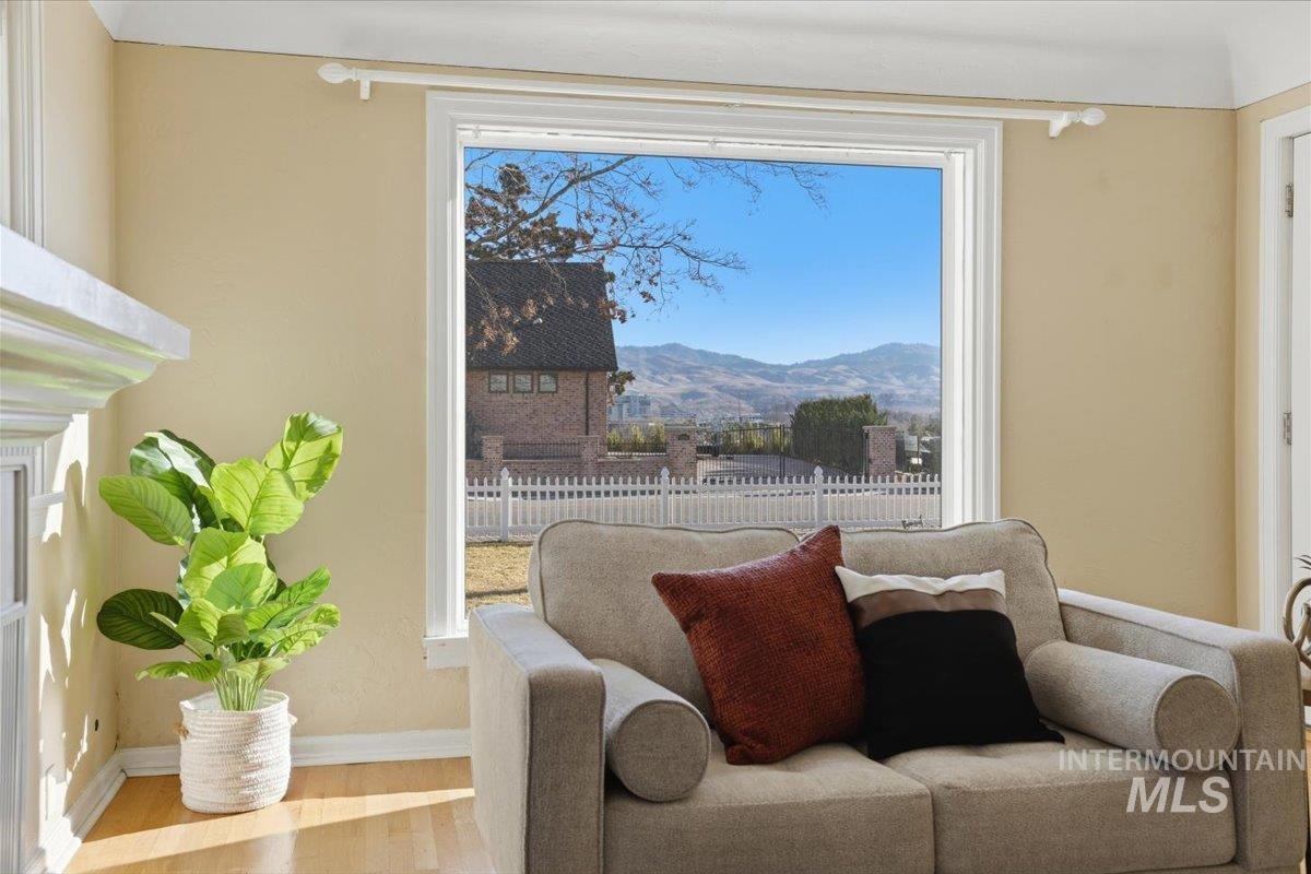 3205 W Crescent Rim Drive, Boise, Idaho 83706, 4 Bedrooms, 2 Bathrooms, Residential For Sale, Price $879,000, 98977066