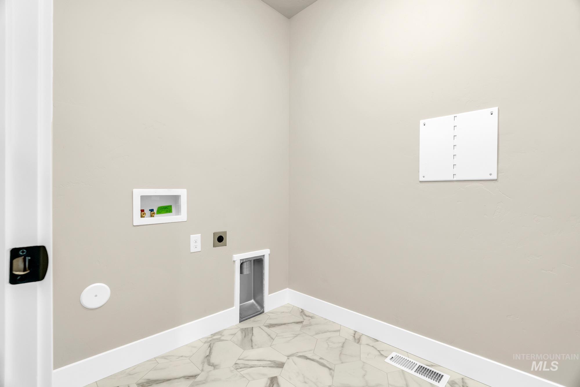 2848 W Jutland St, Meridian, Idaho 83642, 3 Bedrooms, 2 Bathrooms, Residential For Sale, Price $665,900,MLS 98977068