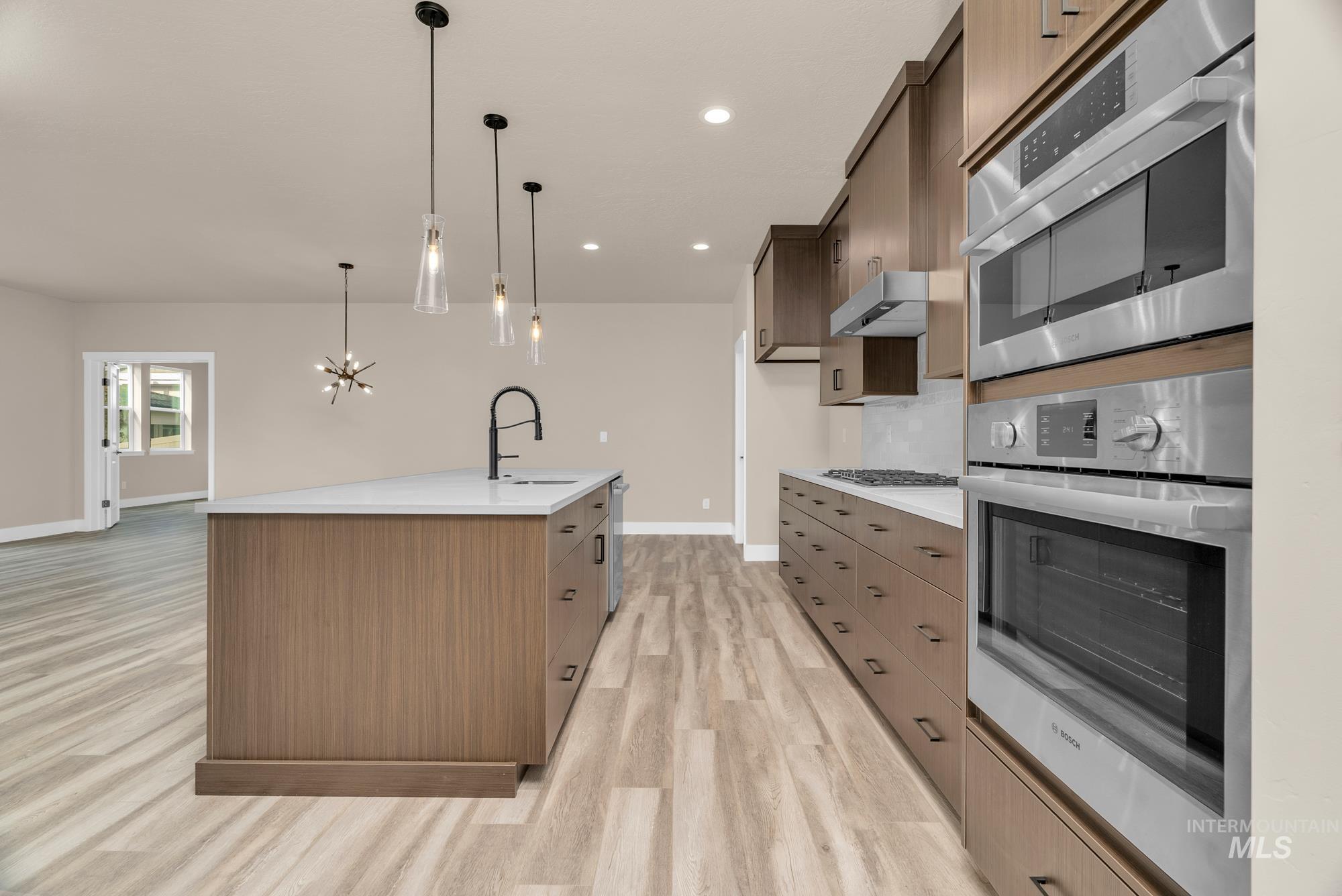 2848 W Jutland St, Meridian, Idaho 83642, 3 Bedrooms, 2 Bathrooms, Residential For Sale, Price $665,900,MLS 98977068