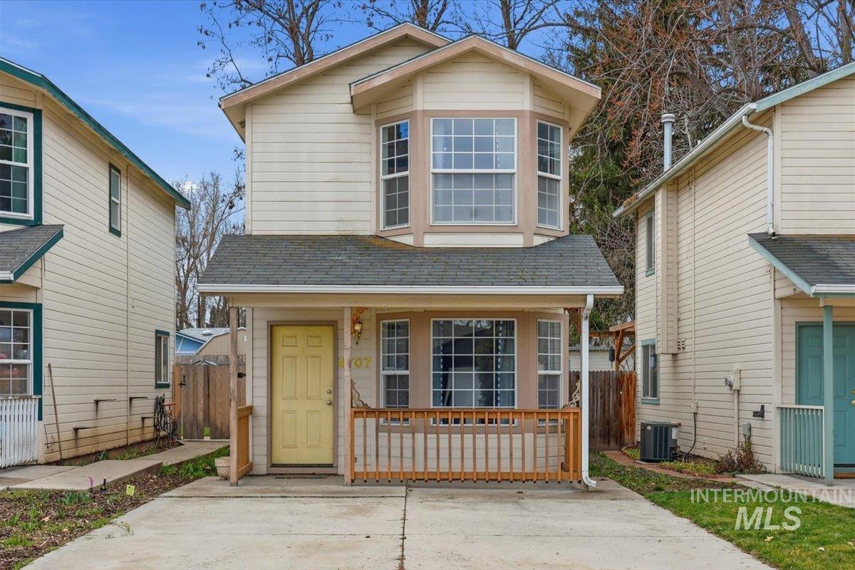 4707 W Kendall St, Boise, Idaho 83706, 2 Bedrooms, 1.5 Bathrooms, Residential For Sale, Price $350,000, 98977070