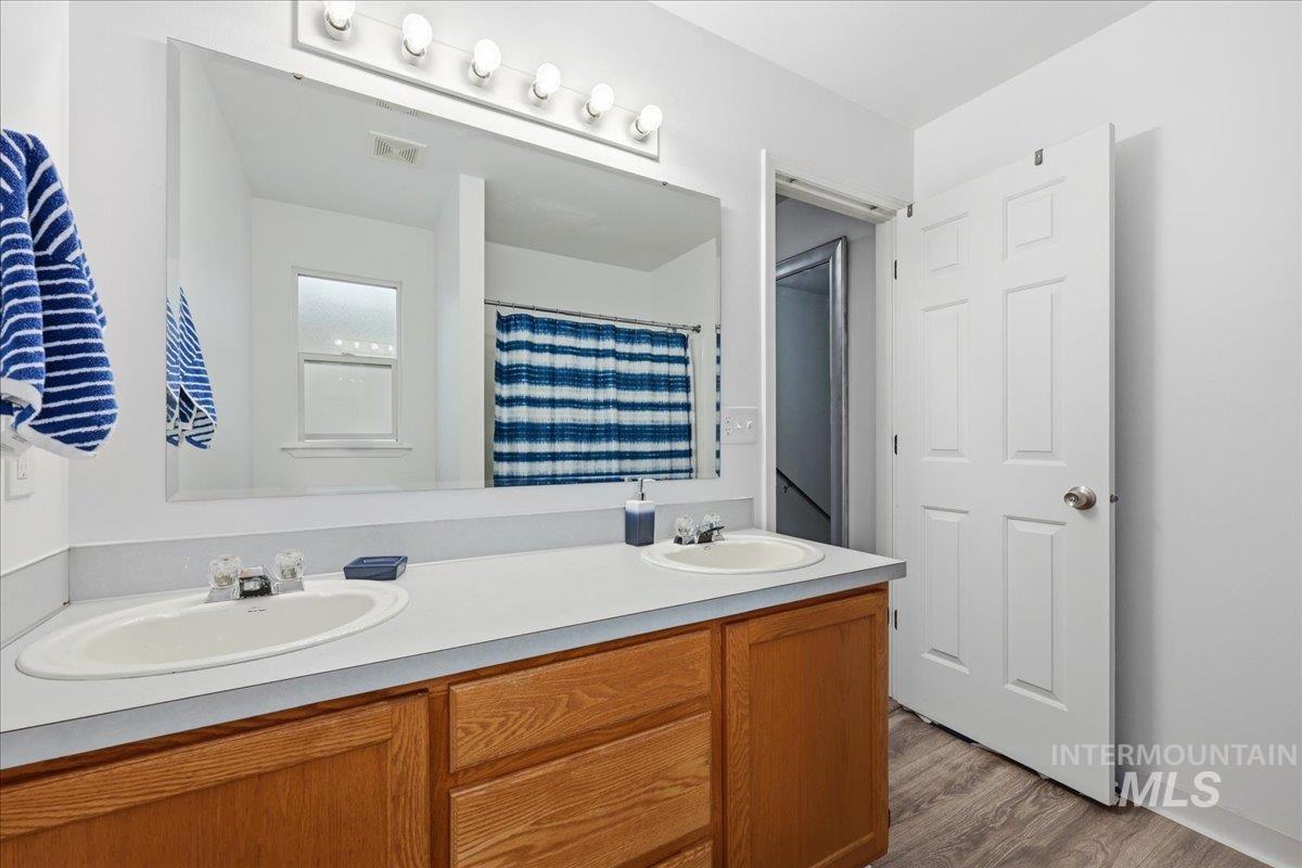 4707 W Kendall St, Boise, Idaho 83706, 2 Bedrooms, 1.5 Bathrooms, Residential For Sale, Price $350,000, 98977070