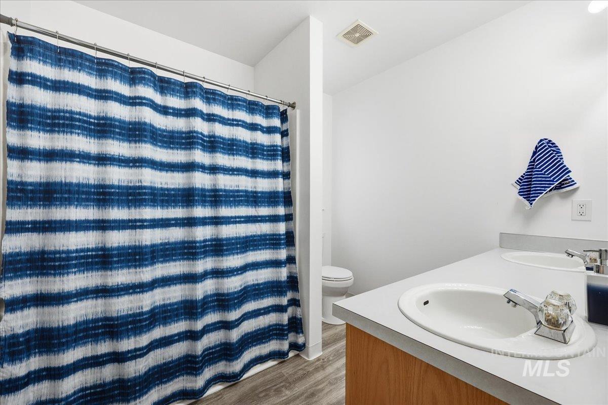 4707 W Kendall St, Boise, Idaho 83706, 2 Bedrooms, 1.5 Bathrooms, Residential For Sale, Price $350,000, 98977070