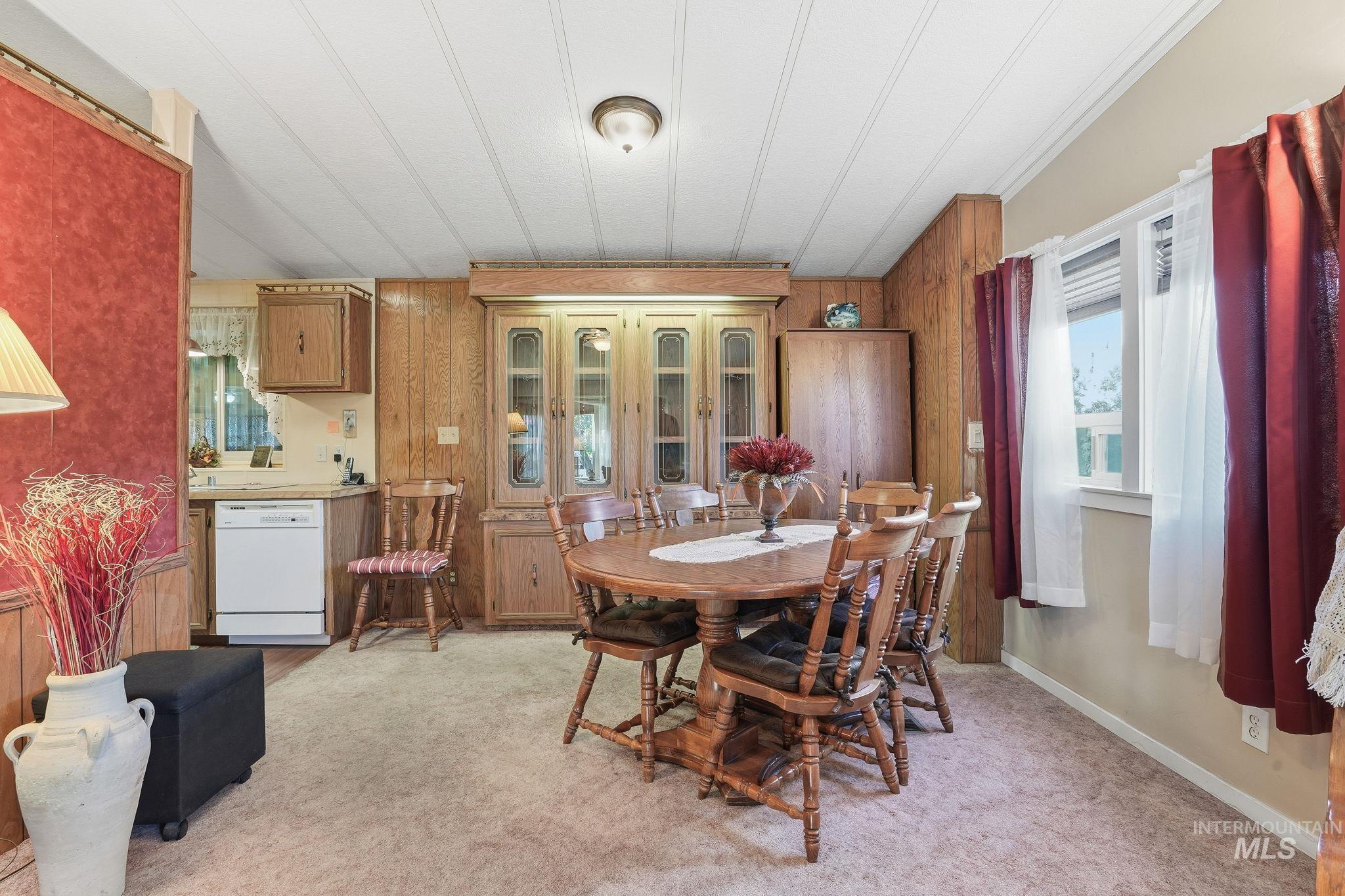 1253 N Samson Lane, Boise, Idaho 83704, 3 Bedrooms, 2.5 Bathrooms, Residential For Sale, Price $175,000,MLS 98977073