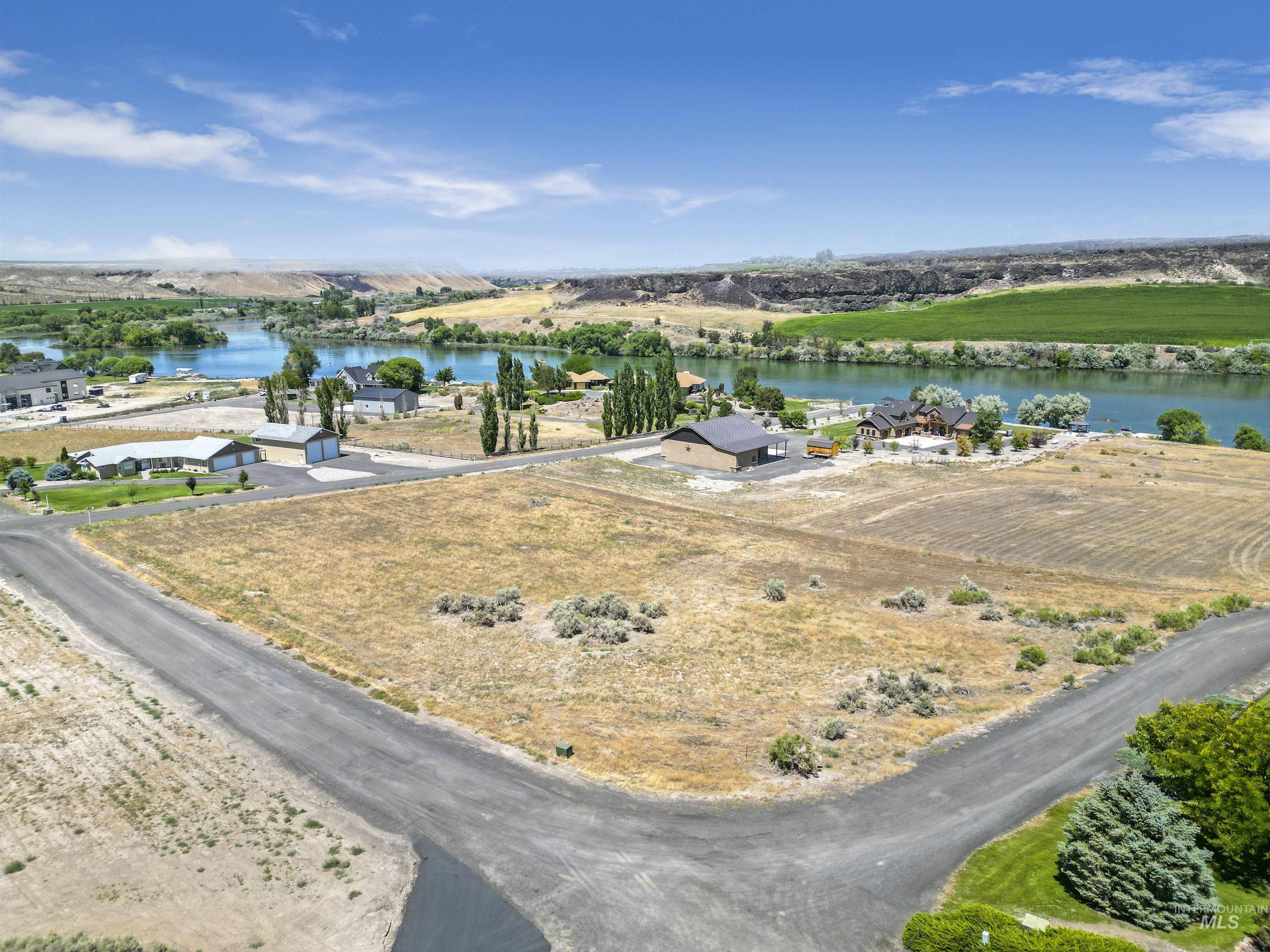 140 Sawyer Dr, Buhl, Idaho 83316, Land For Sale, Price $265,000,MLS 98977074