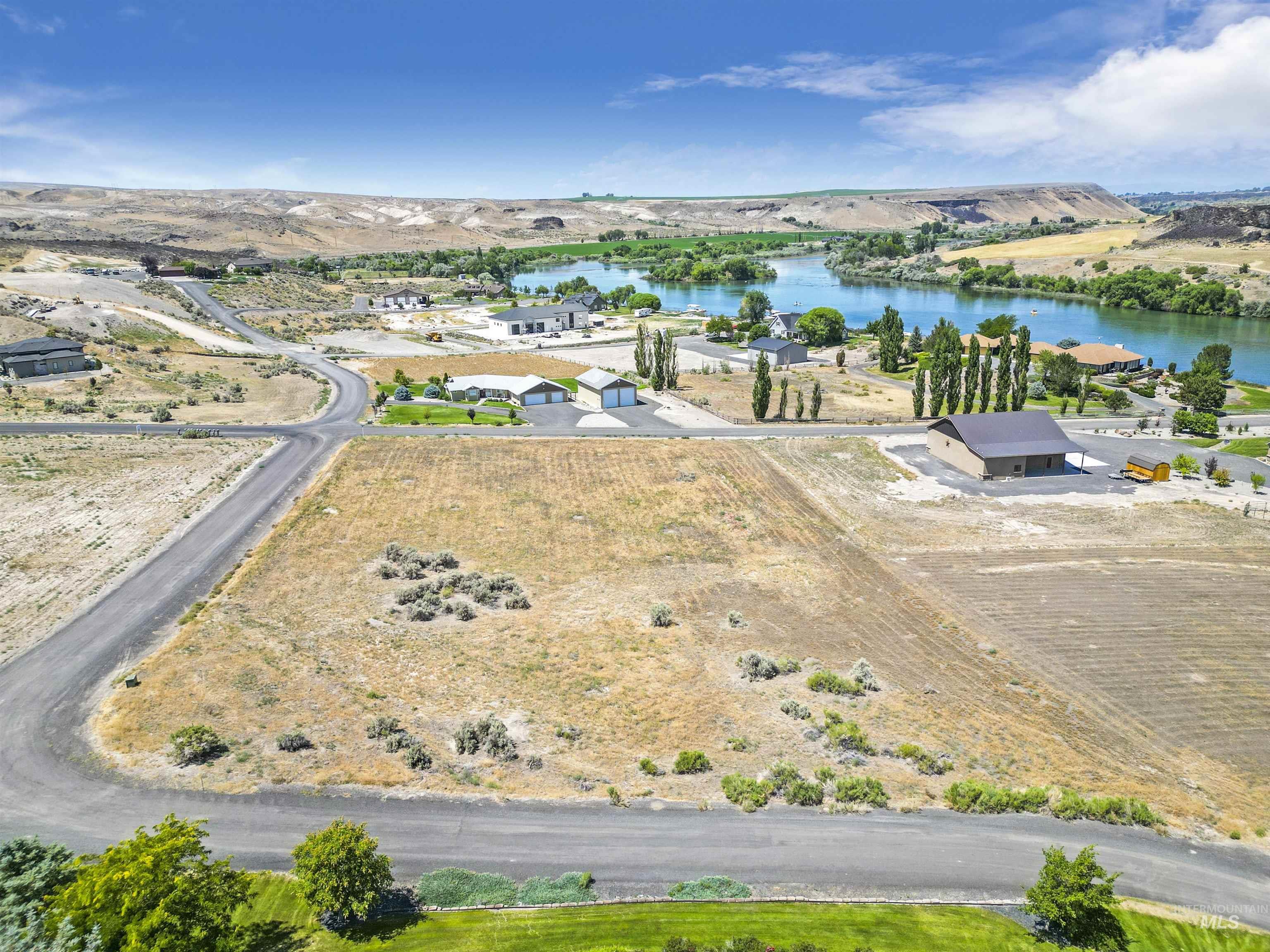 140 Sawyer Dr, Buhl, Idaho 83316, Land For Sale, Price $265,000,MLS 98977074