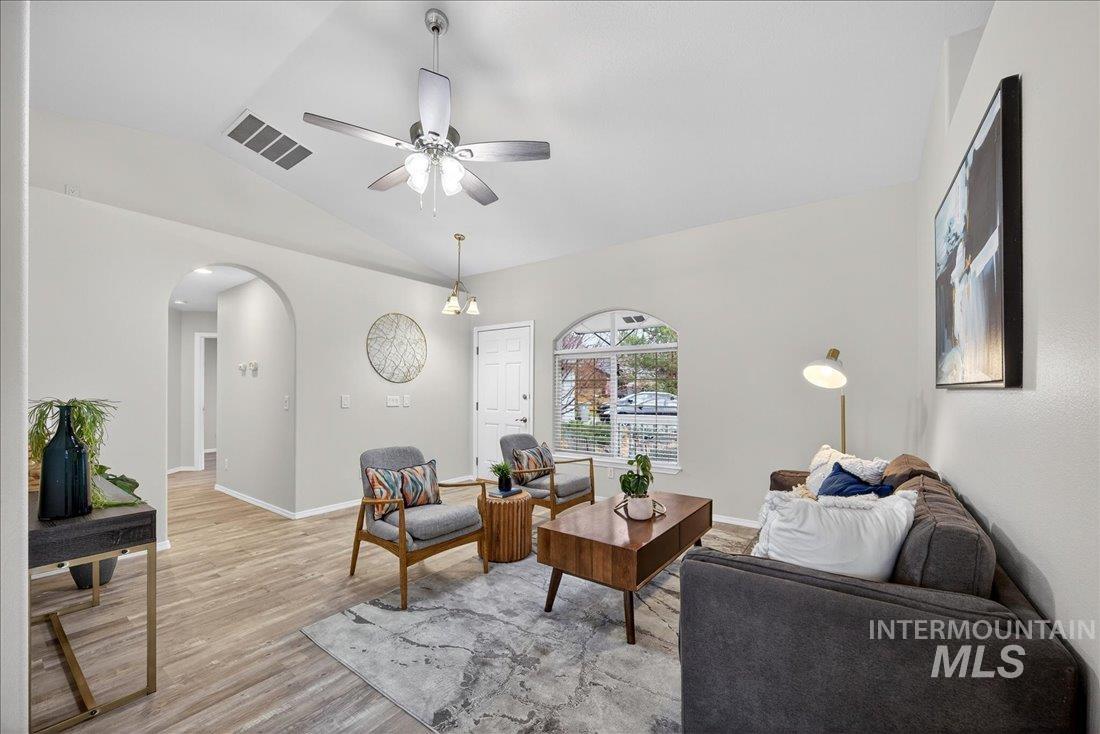 9480 W Wakefield Court, Garden City, Idaho 83714, 3 Bedrooms, 2 Bathrooms, Residential For Sale, Price $450,000, 98977076