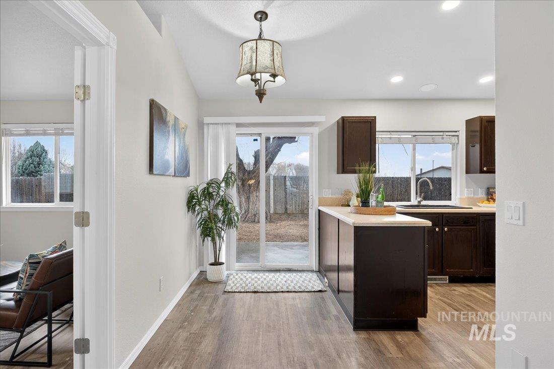 9480 W Wakefield Court, Garden City, Idaho 83714, 3 Bedrooms, 2 Bathrooms, Residential For Sale, Price $450,000, 98977076