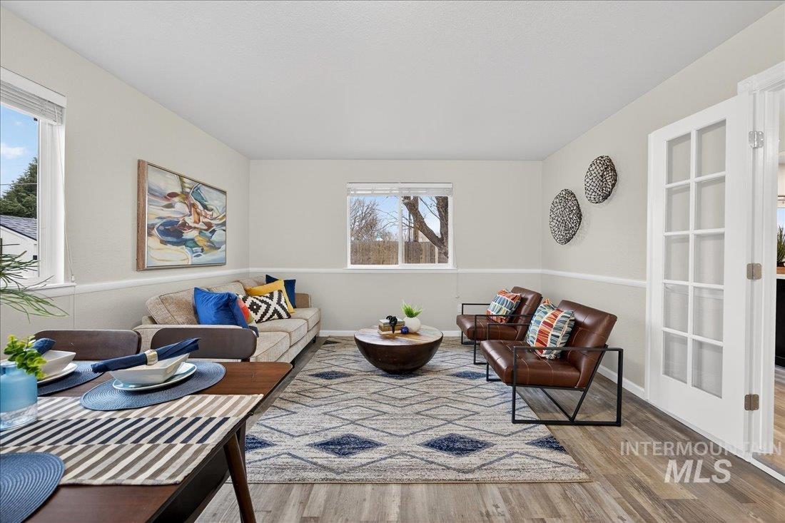 9480 W Wakefield Court, Garden City, Idaho 83714, 3 Bedrooms, 2 Bathrooms, Residential For Sale, Price $450,000, 98977076