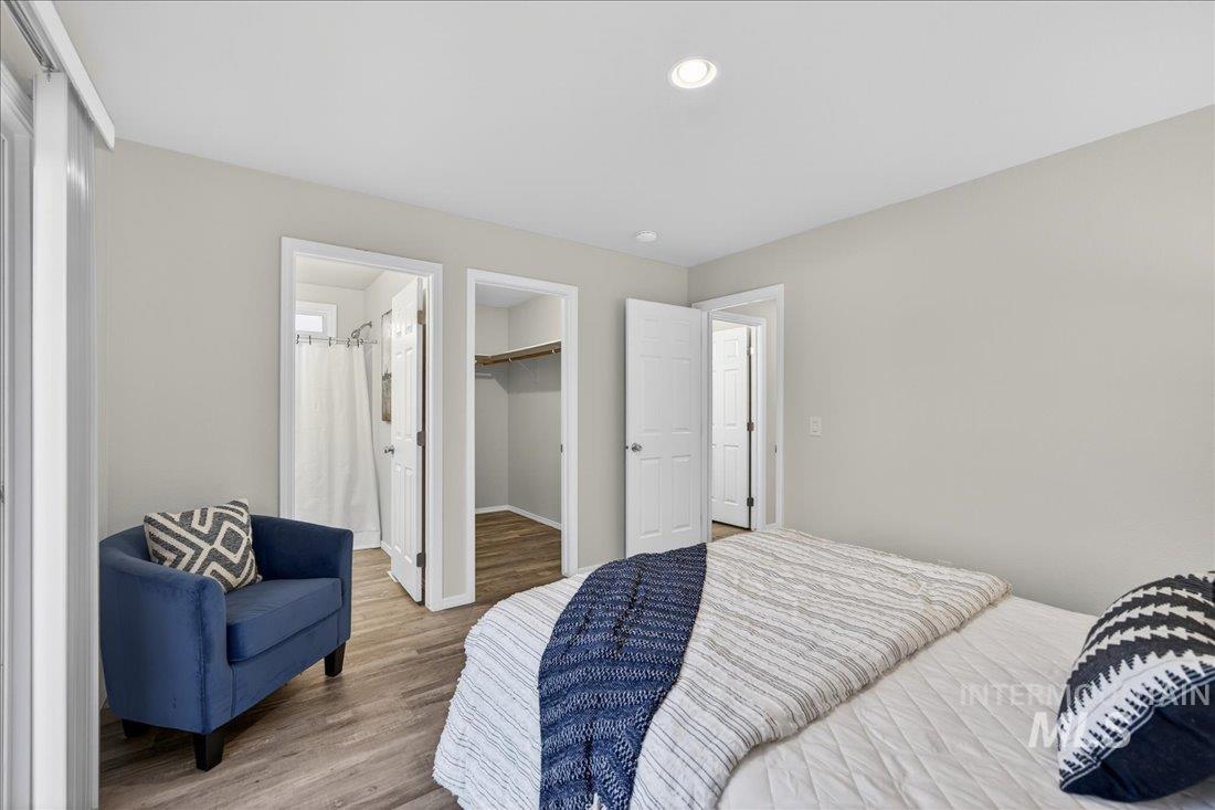 9480 W Wakefield Court, Garden City, Idaho 83714, 3 Bedrooms, 2 Bathrooms, Residential For Sale, Price $450,000, 98977076