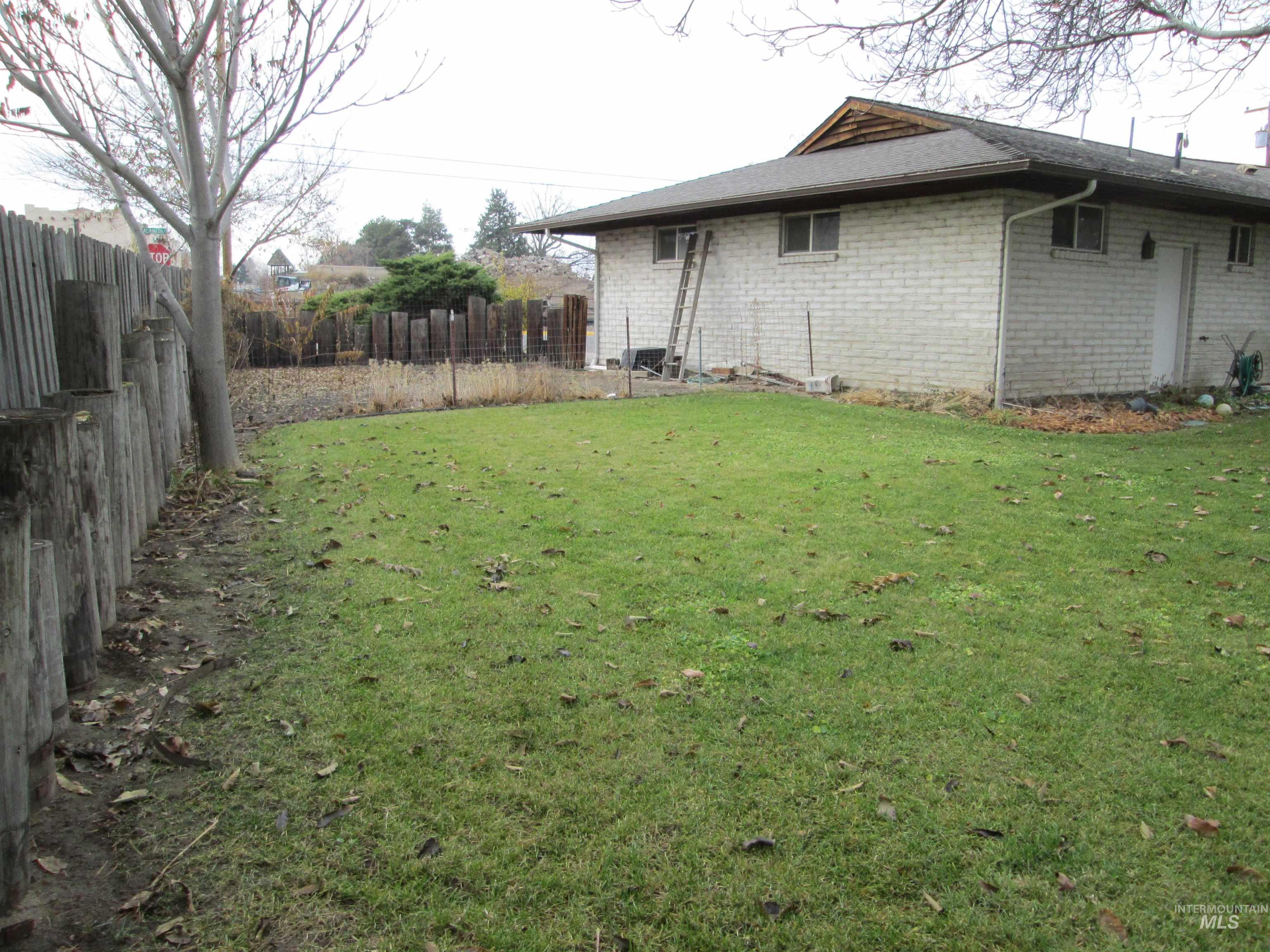 760 Alameda Drive, Ontario, Oregon 97914, 3 Bedrooms, 3.5 Bathrooms, Residential For Sale, Price $398,000, 98977077