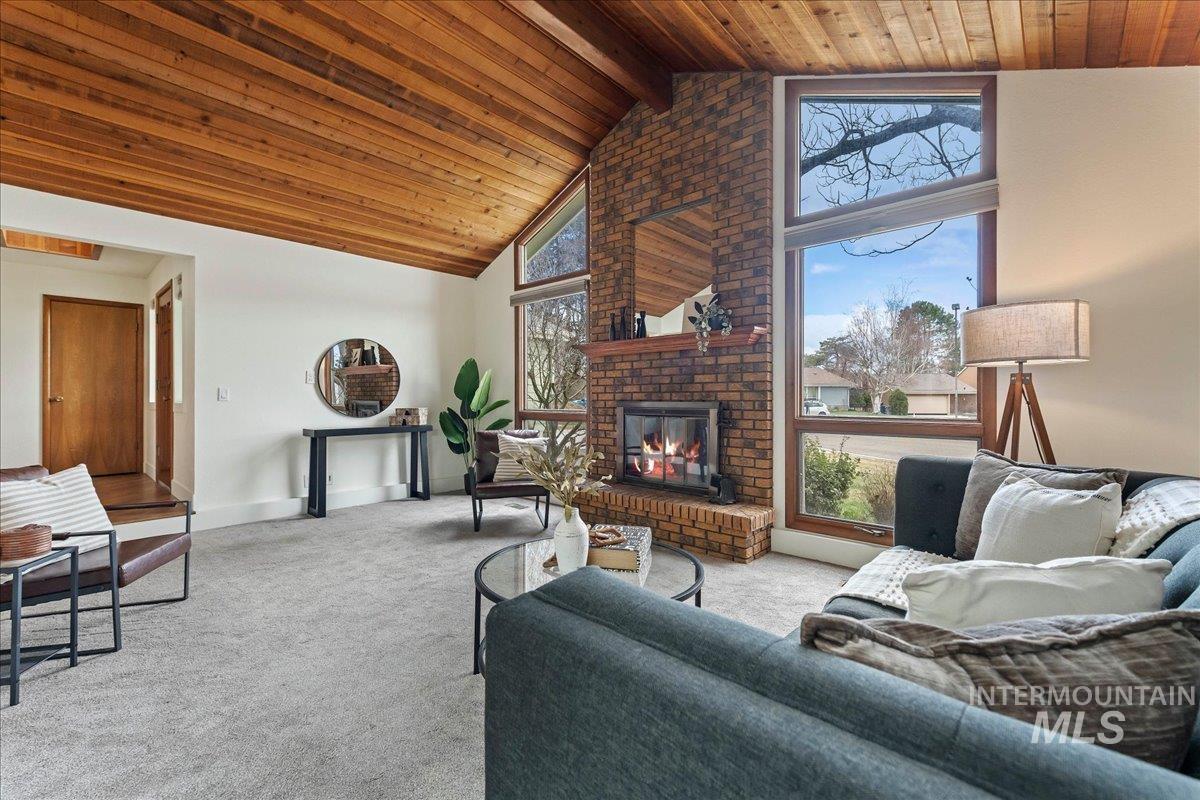 709 Vista Terrace, Nampa, Idaho 83686, 4 Bedrooms, 2.5 Bathrooms, Residential For Sale, Price $525,000,MLS 98977078