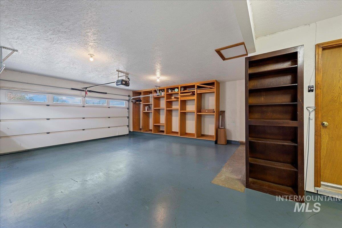 709 Vista Terrace, Nampa, Idaho 83686, 4 Bedrooms, 2.5 Bathrooms, Residential For Sale, Price $525,000, 98977078