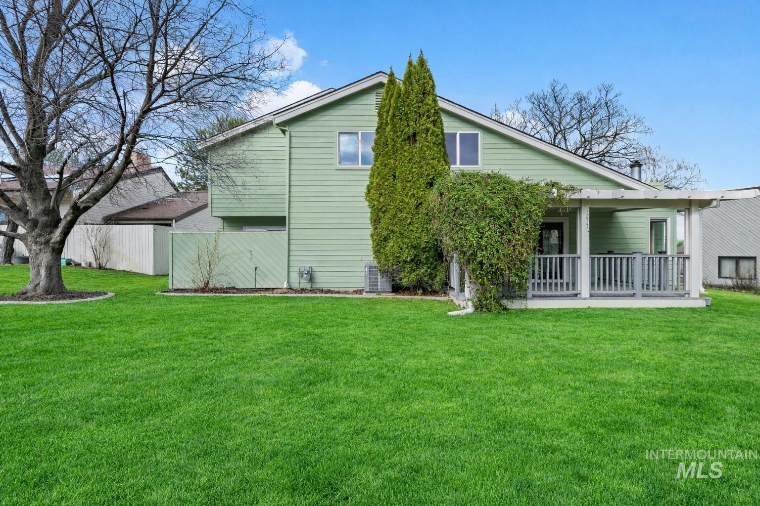 709 Vista Terrace, Nampa, Idaho 83686, 4 Bedrooms, 2.5 Bathrooms, Residential For Sale, Price $525,000,MLS 98977078