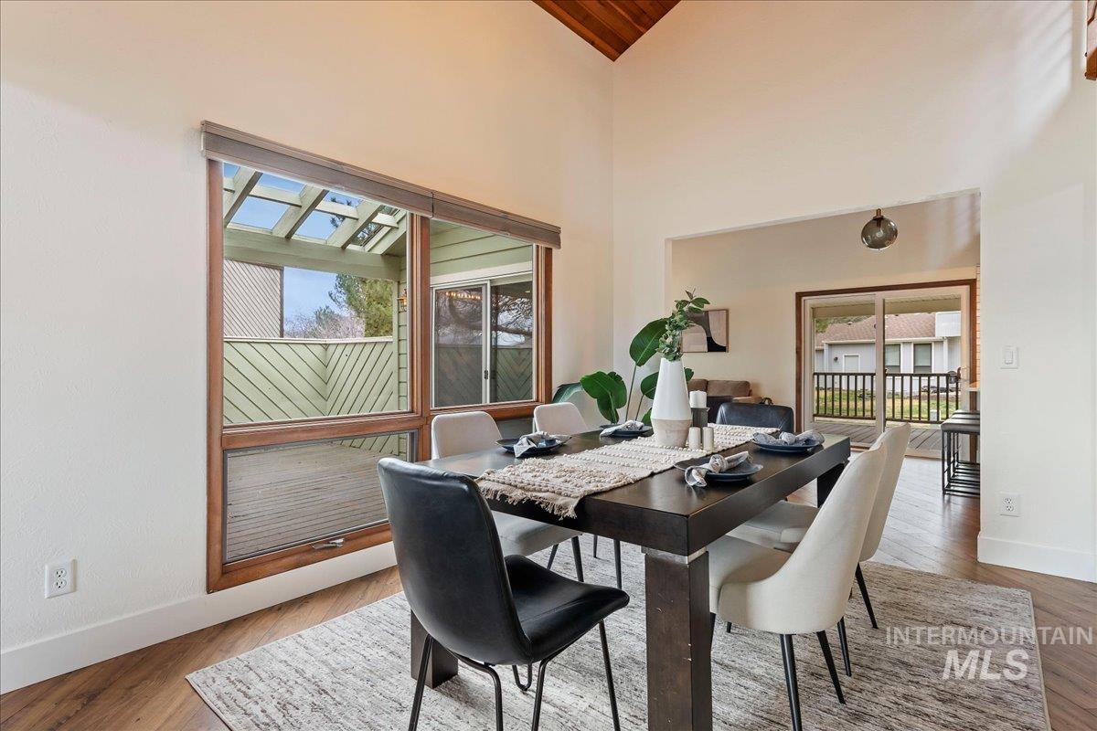 709 Vista Terrace, Nampa, Idaho 83686, 4 Bedrooms, 2.5 Bathrooms, Residential For Sale, Price $525,000,MLS 98977078