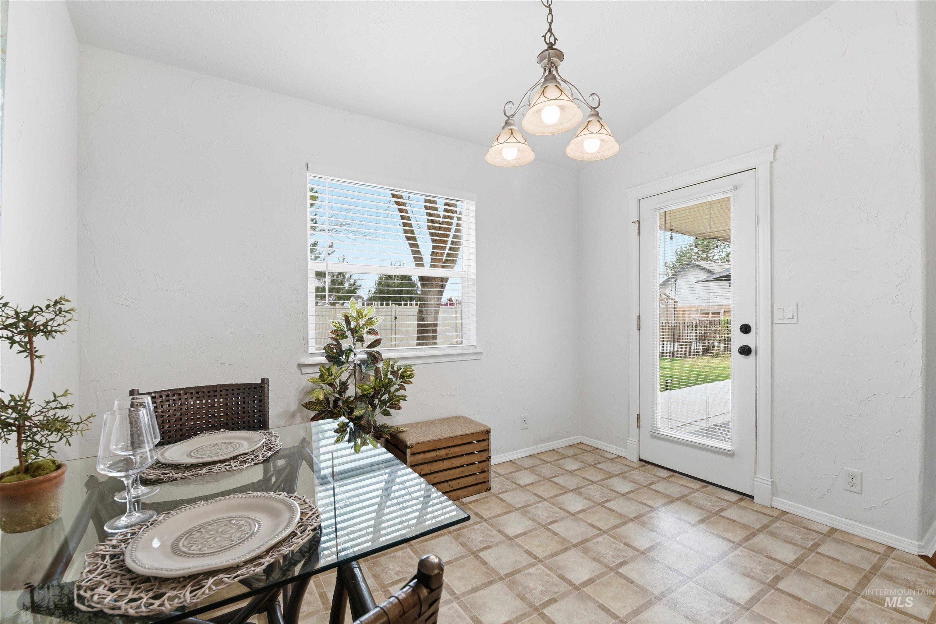 7301 E Nottingham, Nampa, Idaho 83687-8147, 3 Bedrooms, 2 Bathrooms, Residential For Sale, Price $389,000, 98977079