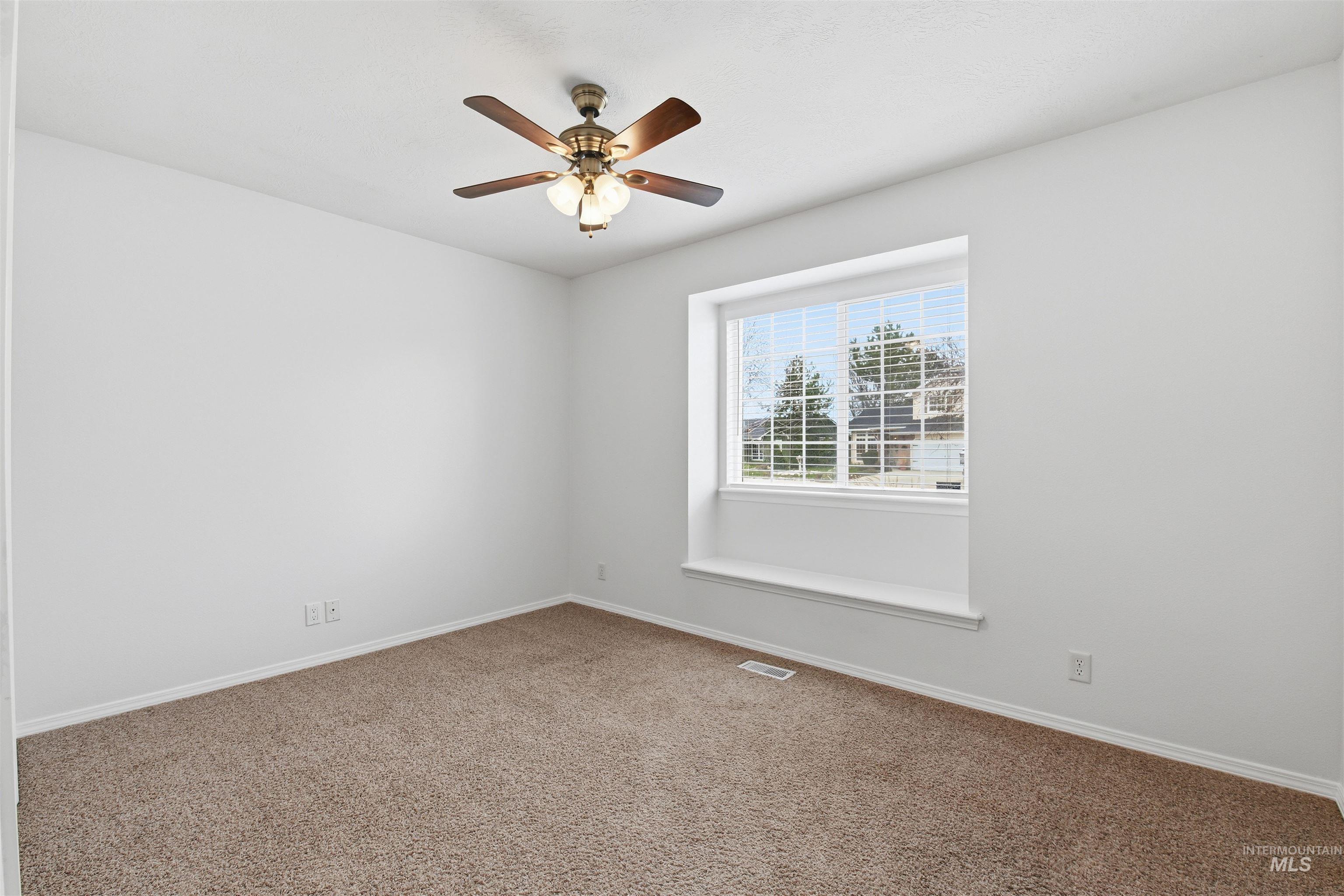 7301 E Nottingham, Nampa, Idaho 83687-8147, 3 Bedrooms, 2 Bathrooms, Residential For Sale, Price $389,000, 98977079