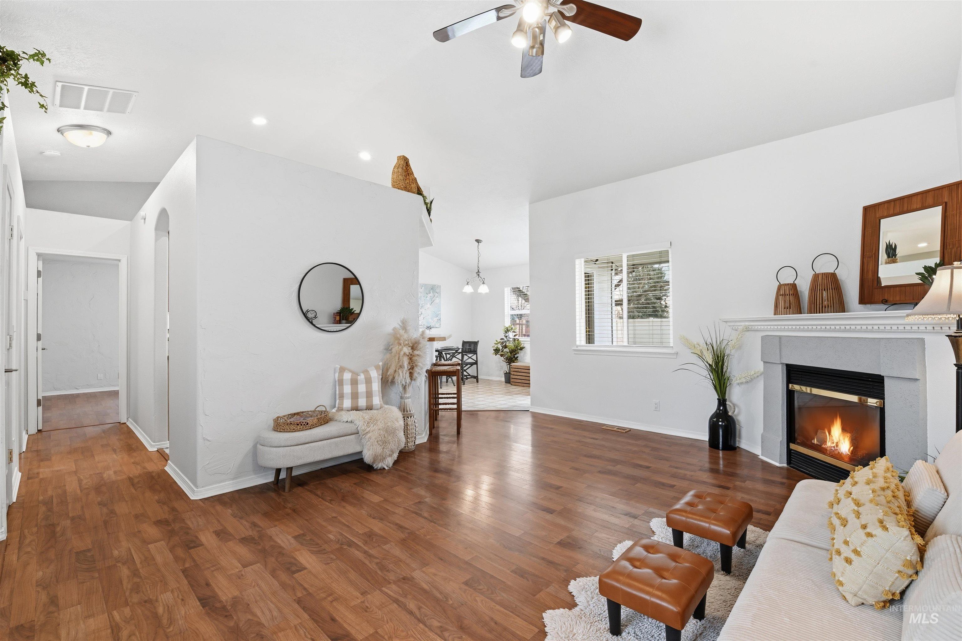 7301 E Nottingham, Nampa, Idaho 83687-8147, 3 Bedrooms, 2 Bathrooms, Residential For Sale, Price $389,000, 98977079