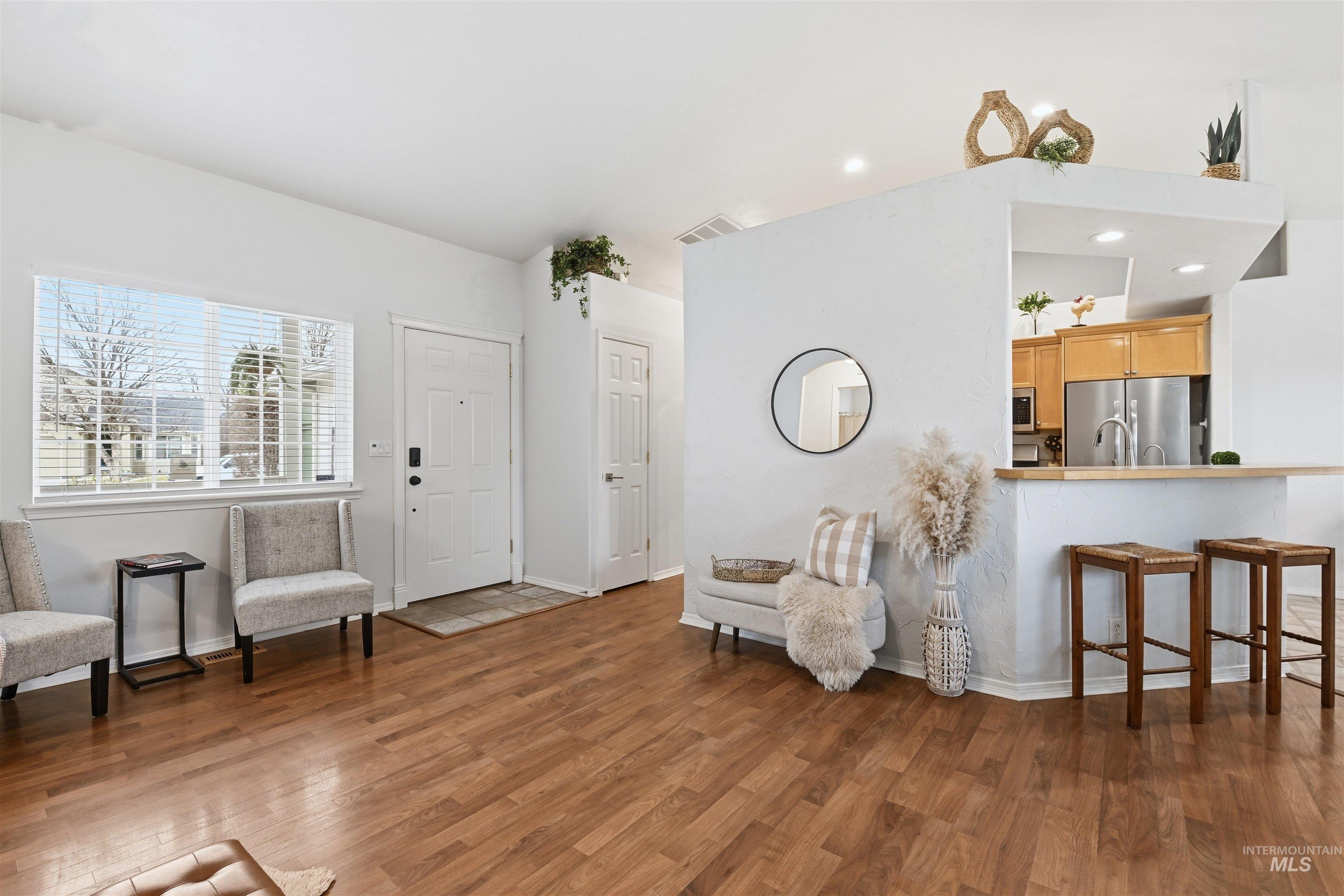 7301 E Nottingham, Nampa, Idaho 83687-8147, 3 Bedrooms, 2 Bathrooms, Residential For Sale, Price $389,000, 98977079