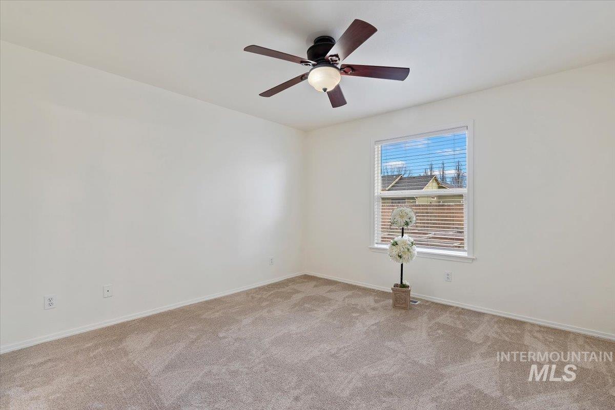 4468 S Pinerest Way, Boise, Idaho 83716, 3 Bedrooms, 2 Bathrooms, Residential For Sale, Price $489,999,MLS 98977080