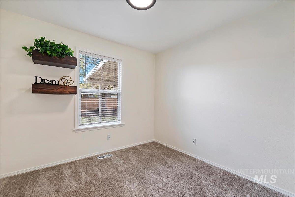 4468 S Pinerest Way, Boise, Idaho 83716, 3 Bedrooms, 2 Bathrooms, Residential For Sale, Price $489,999,MLS 98977080