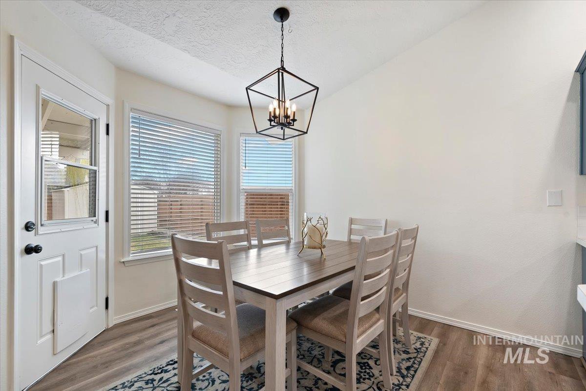 4468 S Pinerest Way, Boise, Idaho 83716, 3 Bedrooms, 2 Bathrooms, Residential For Sale, Price $489,999,MLS 98977080