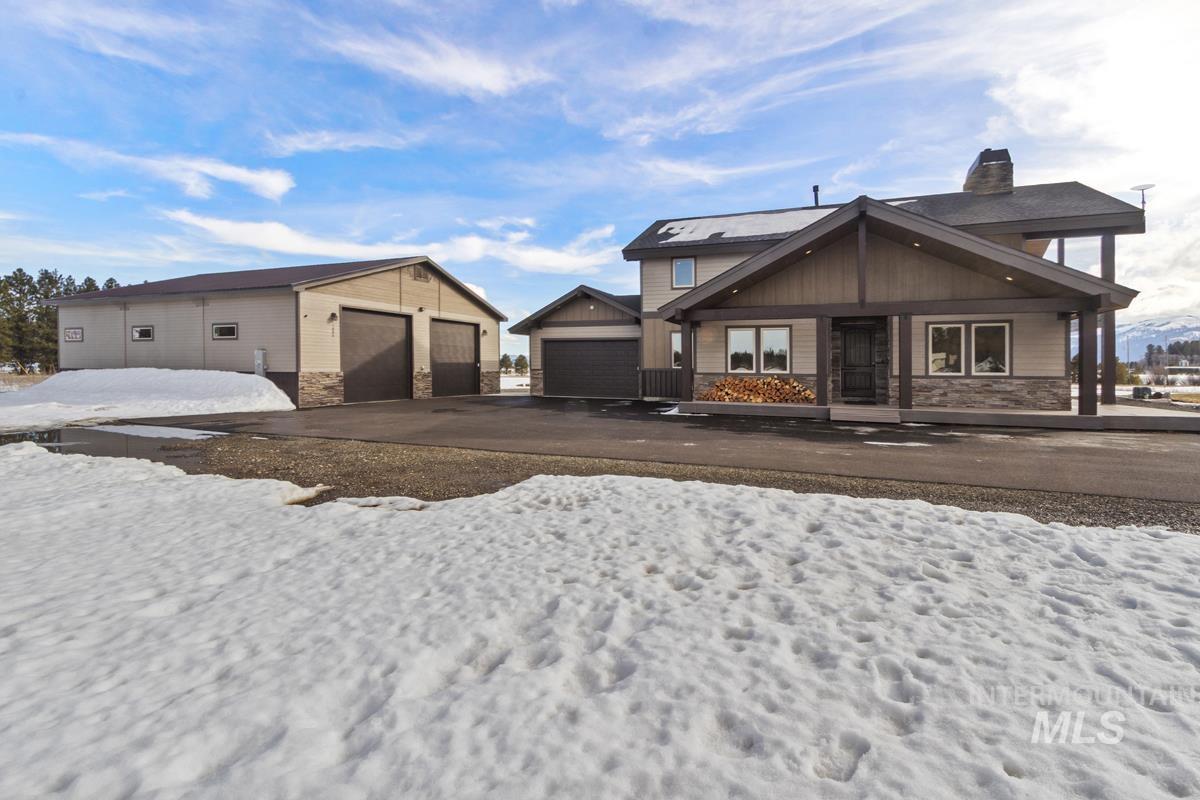 1884 Little Pine Road, Donnelly, Idaho 83615, 2 Bedrooms, 2 Bathrooms, Residential For Sale, Price $1,250,000,MLS 98977081