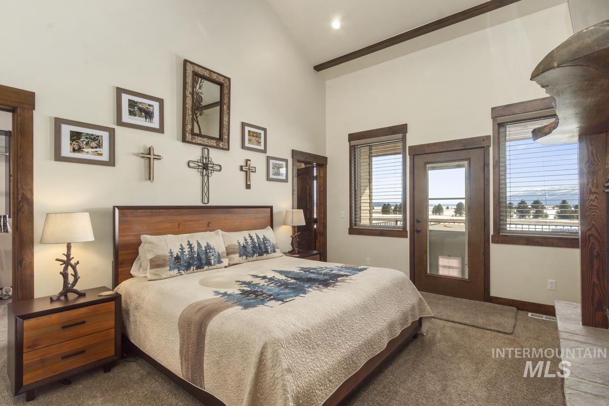 1884 Little Pine Road, Donnelly, Idaho 83615, 2 Bedrooms, 2 Bathrooms, Residential For Sale, Price $1,250,000,MLS 98977081