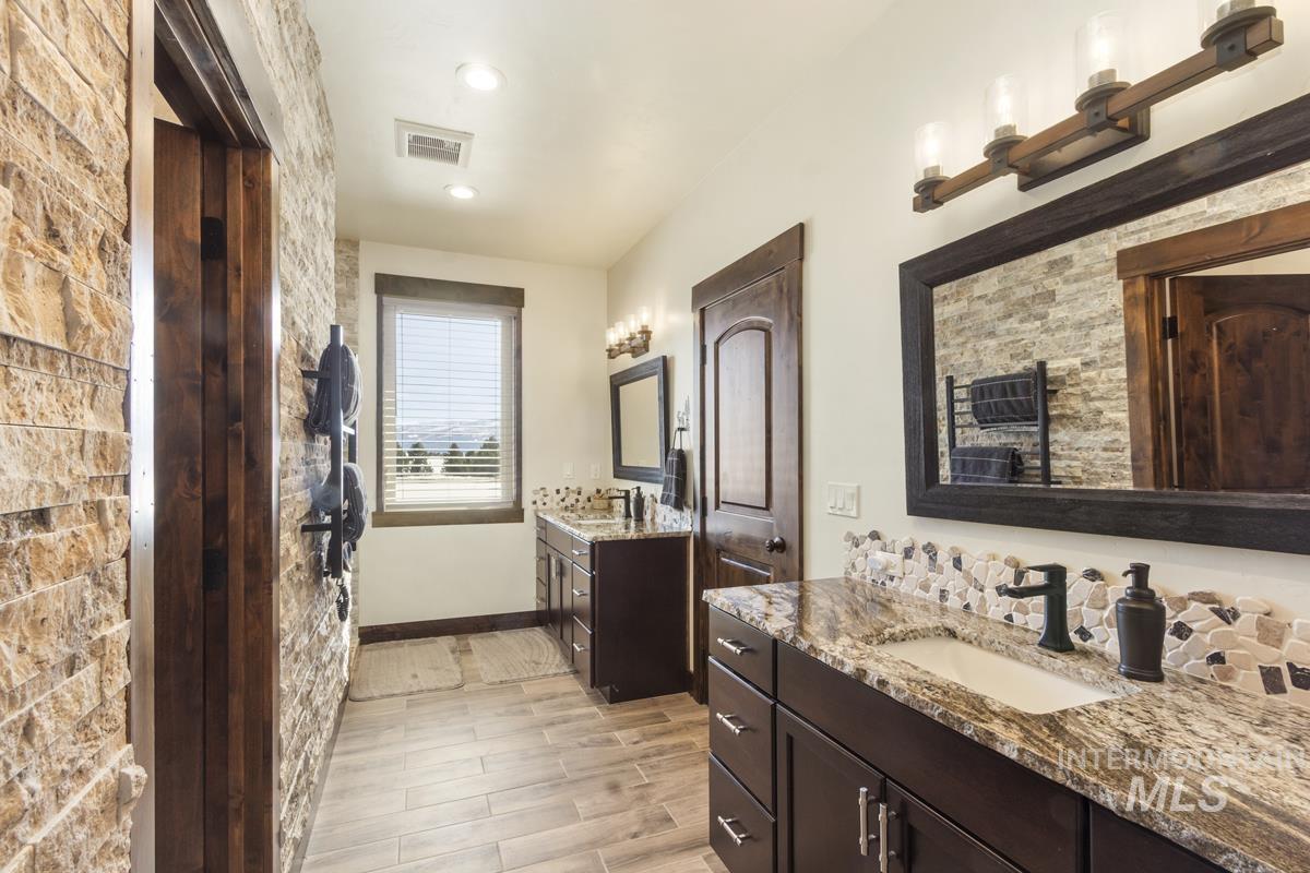 1884 Little Pine Road, Donnelly, Idaho 83615, 2 Bedrooms, 2 Bathrooms, Residential For Sale, Price $1,250,000,MLS 98977081