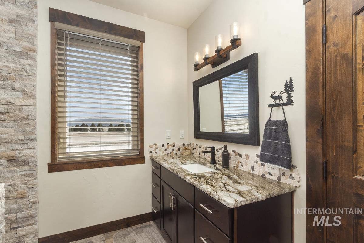 1884 Little Pine Road, Donnelly, Idaho 83615, 2 Bedrooms, 2 Bathrooms, Residential For Sale, Price $1,250,000,MLS 98977081