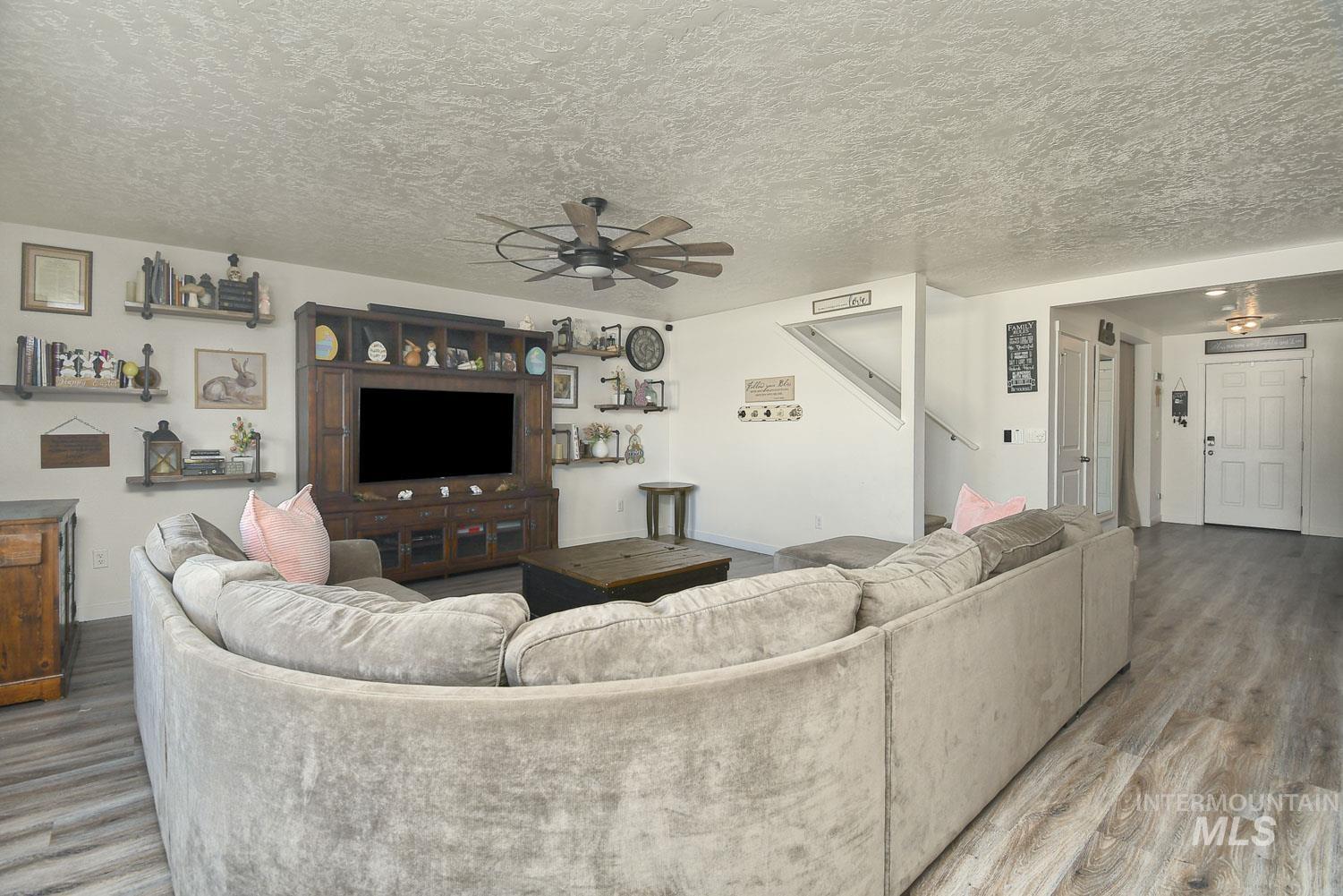 12074 W Yorkstone Drive, Nampa, Idaho 83651, 4 Bedrooms, 3 Bathrooms, Residential For Sale, Price $461,900,MLS 98977082