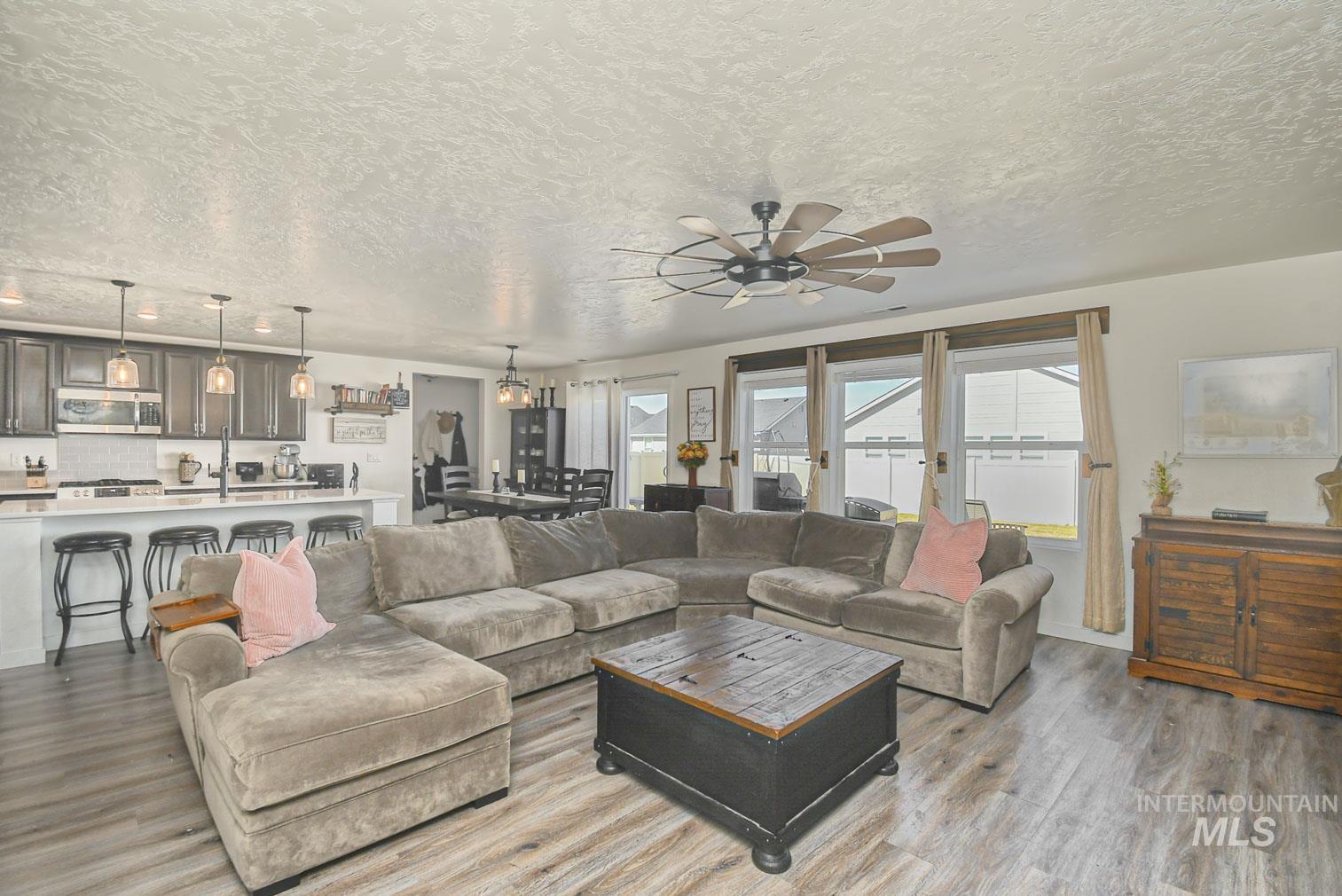 12074 W Yorkstone Drive, Nampa, Idaho 83651, 4 Bedrooms, 3 Bathrooms, Residential For Sale, Price $461,900,MLS 98977082