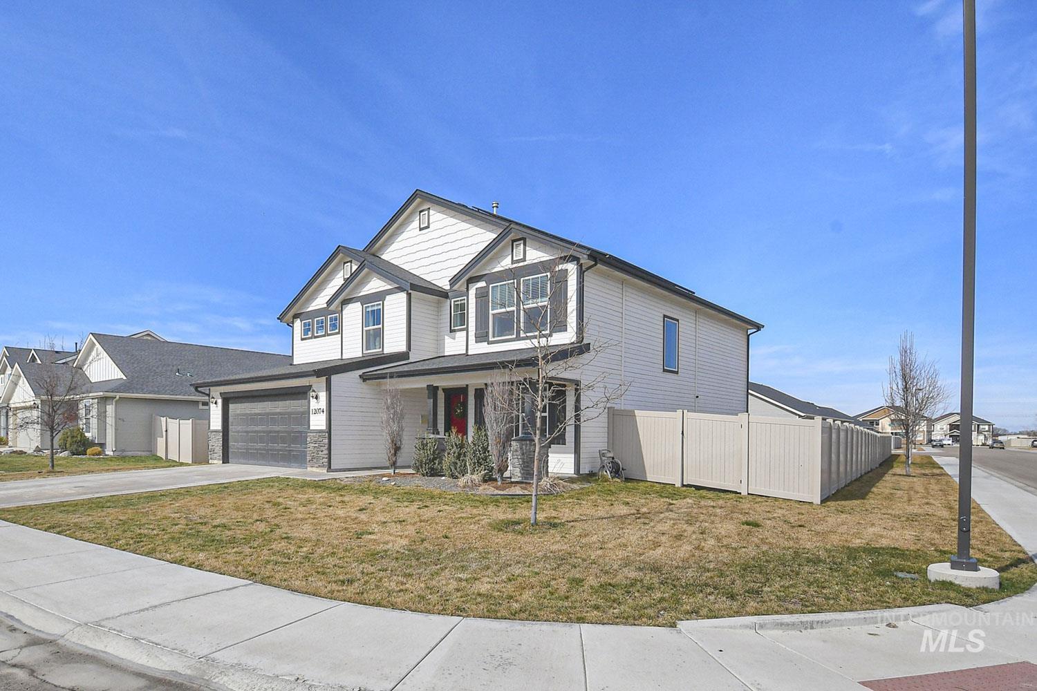 12074 W Yorkstone Drive, Nampa, Idaho 83651, 4 Bedrooms, 3 Bathrooms, Residential For Sale, Price $461,900,MLS 98977082