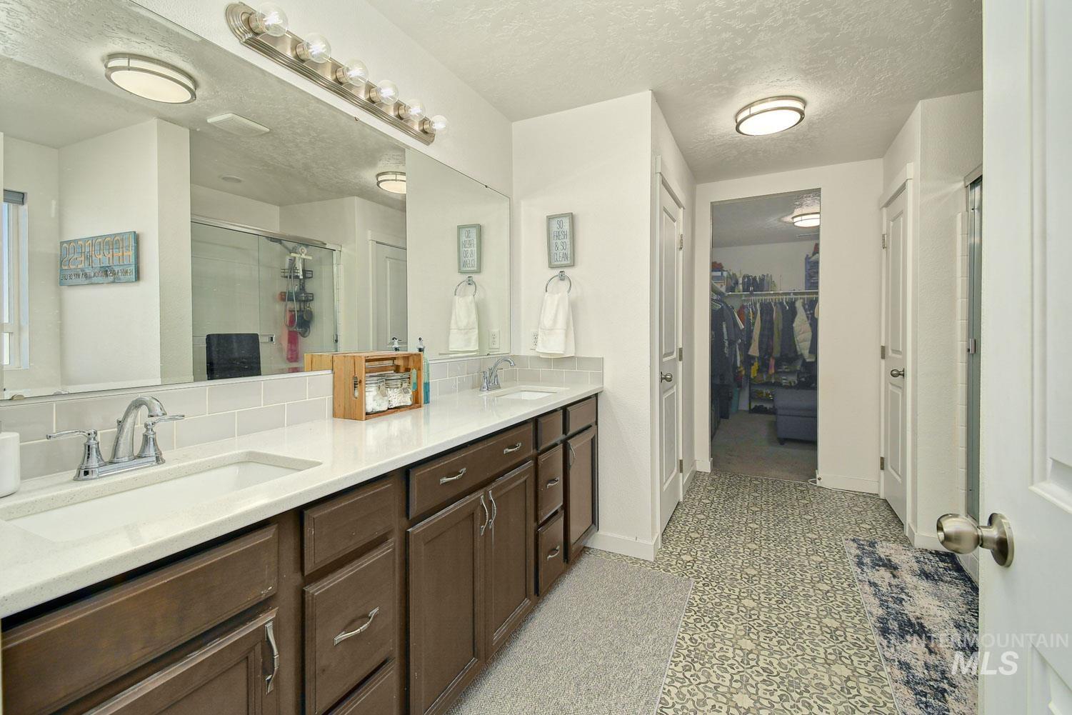 12074 W Yorkstone Drive, Nampa, Idaho 83651, 4 Bedrooms, 3 Bathrooms, Residential For Sale, Price $461,900,MLS 98977082