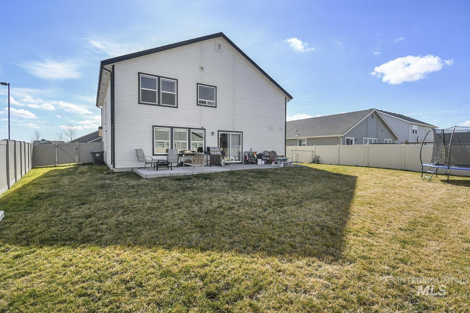 12074 W Yorkstone Drive, Nampa, Idaho 83651, 4 Bedrooms, 3 Bathrooms, Residential For Sale, Price $461,900,MLS 98977082