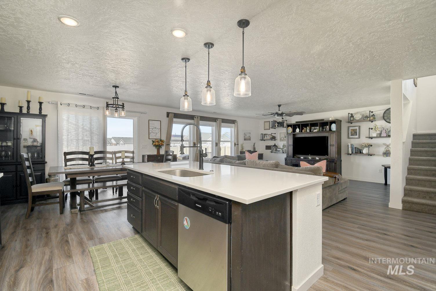 12074 W Yorkstone Drive, Nampa, Idaho 83651, 4 Bedrooms, 3 Bathrooms, Residential For Sale, Price $461,900,MLS 98977082