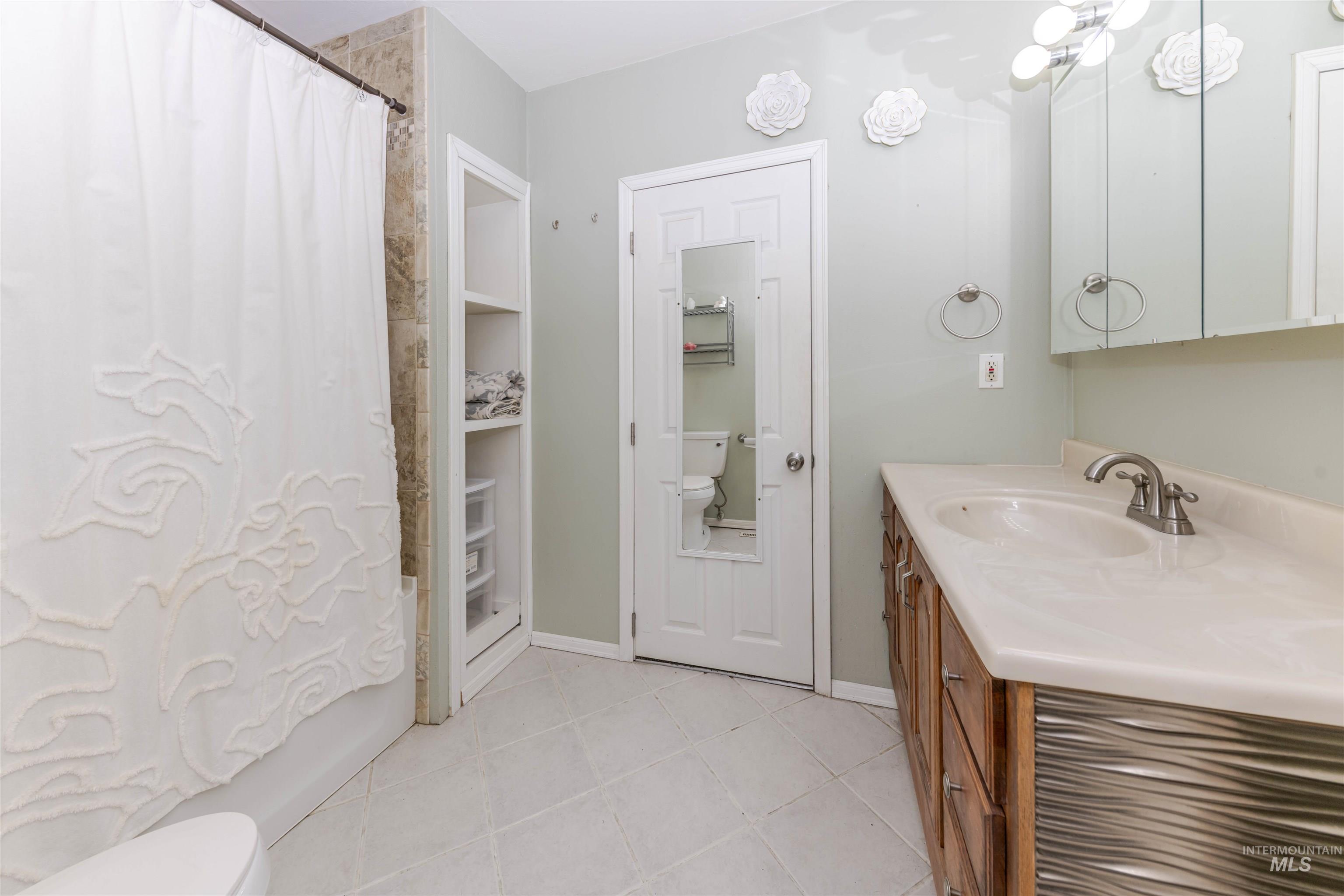 1906 15th Ave, Lewiston, Idaho 83501, 2 Bedrooms, 1 Bathroom, Residential For Sale, Price $370,000, 98977085