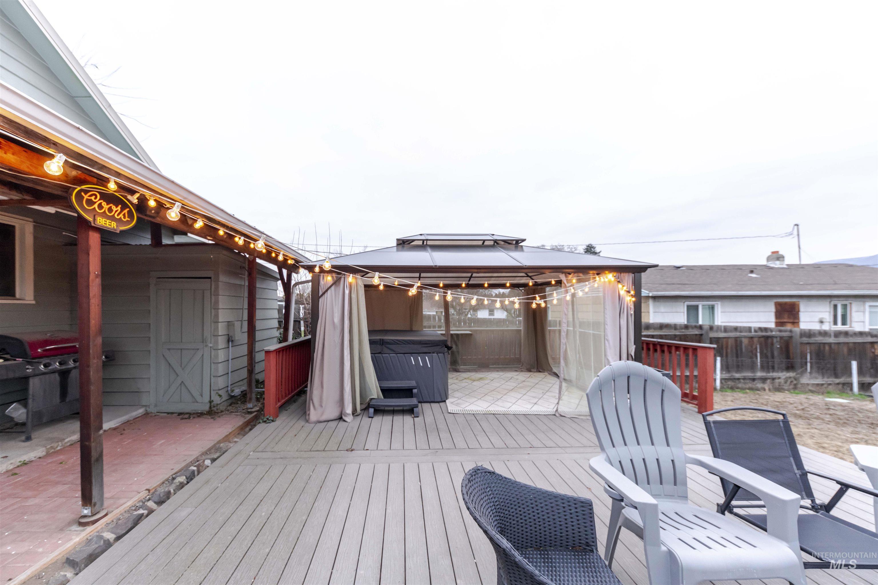 1906 15th Ave, Lewiston, Idaho 83501, 2 Bedrooms, 1 Bathroom, Residential For Sale, Price $370,000, 98977085