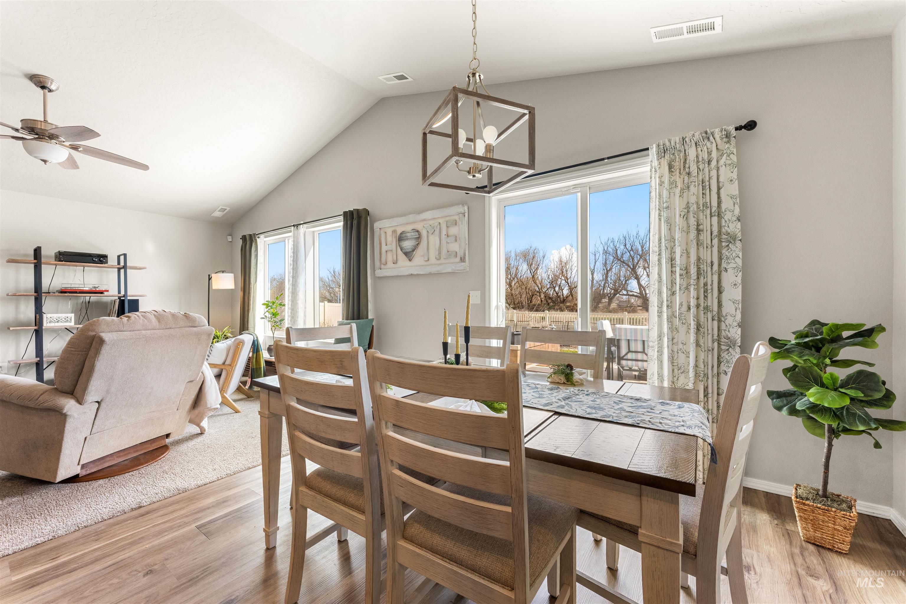 16378 Kelso Way, Caldwell, Idaho 83607, 1 Bedroom, 1 Bathroom, Residential Income For Sale, Price $410,000,MLS 98977086