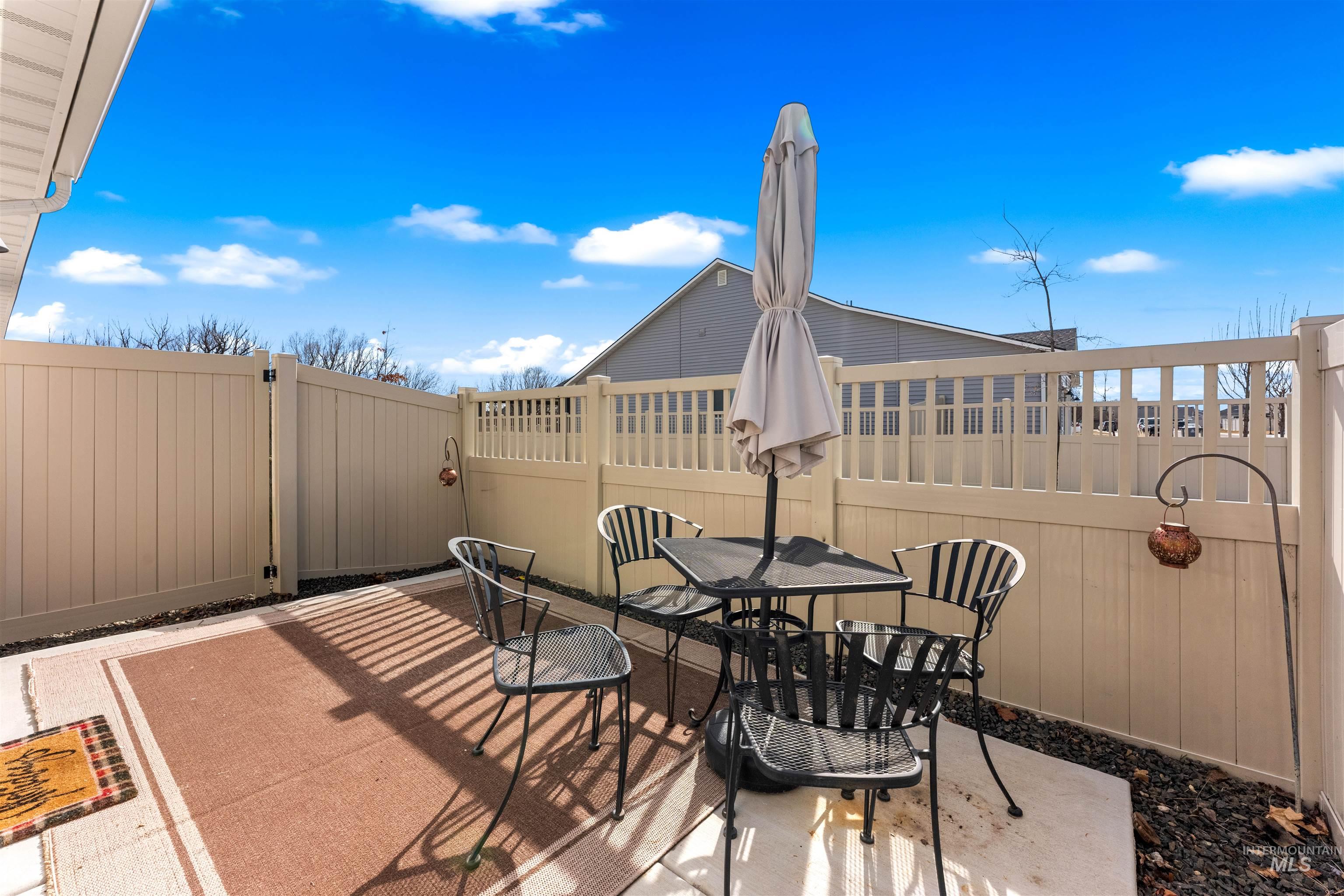 16378 Kelso Way, Caldwell, Idaho 83607, 1 Bedroom, 1 Bathroom, Residential Income For Sale, Price $410,000,MLS 98977086