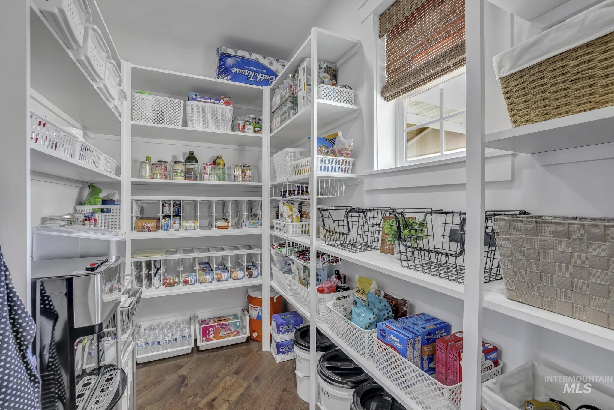 3520 E 3980 N, Kimberly, Idaho 83341, 5 Bedrooms, 3.5 Bathrooms, Residential For Sale, Price $850,000, 98977089