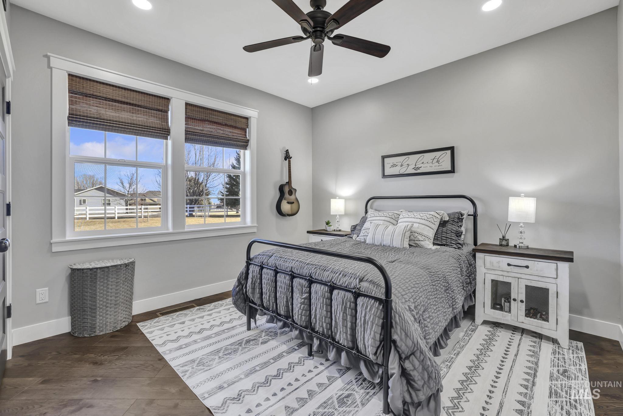 3520 E 3980 N, Kimberly, Idaho 83341, 5 Bedrooms, 3.5 Bathrooms, Residential For Sale, Price $850,000, 98977089