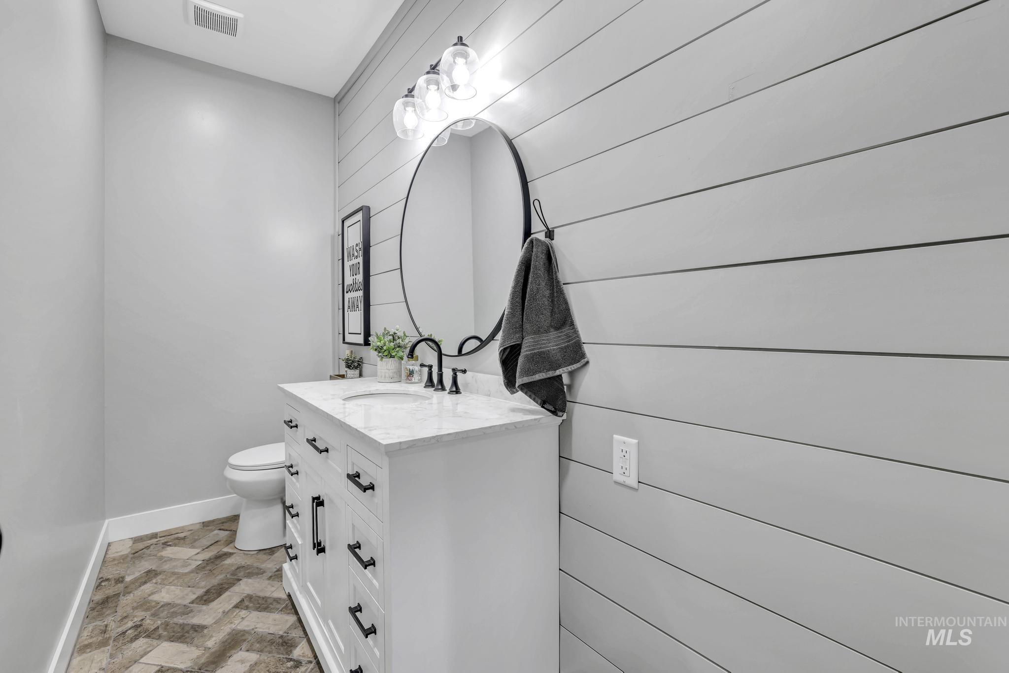 3520 E 3980 N, Kimberly, Idaho 83341, 5 Bedrooms, 3.5 Bathrooms, Residential For Sale, Price $850,000, 98977089