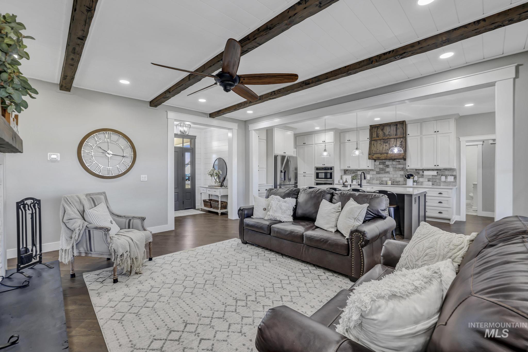 3520 E 3980 N, Kimberly, Idaho 83341, 5 Bedrooms, 3.5 Bathrooms, Residential For Sale, Price $850,000, 98977089