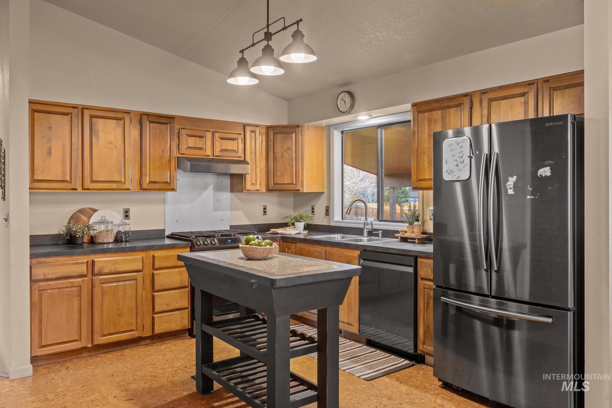 2315 N 23rd St, Boise, Idaho 83702-0528, 2 Bedrooms, 2 Bathrooms, Residential For Sale, Price $725,000, 98977094