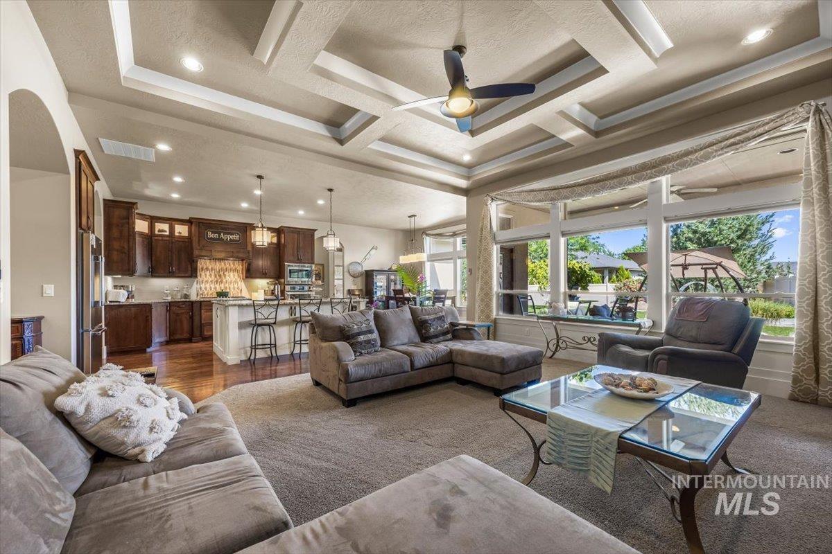 9790 W Golden Rain St., Star, Idaho 83669, 3 Bedrooms, 2.5 Bathrooms, Residential For Sale, Price $799,999, 98977095