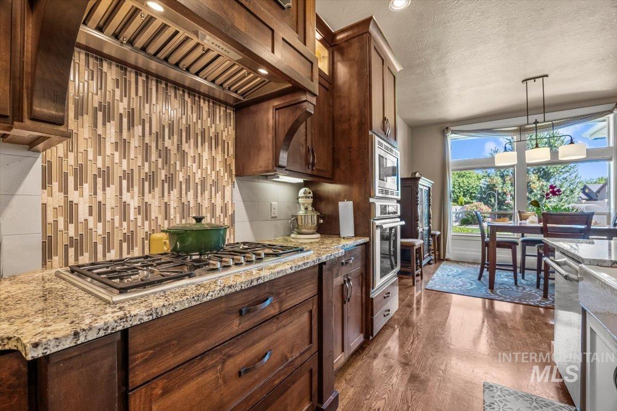 9790 W Golden Rain St., Star, Idaho 83669, 3 Bedrooms, 2.5 Bathrooms, Residential For Sale, Price $799,999, 98977095