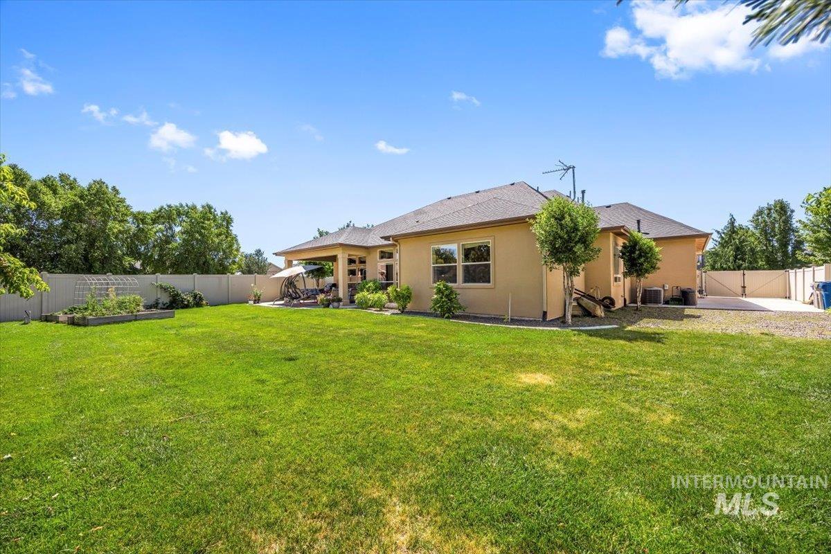 9790 W Golden Rain St., Star, Idaho 83669, 3 Bedrooms, 2.5 Bathrooms, Residential For Sale, Price $799,999, 98977095