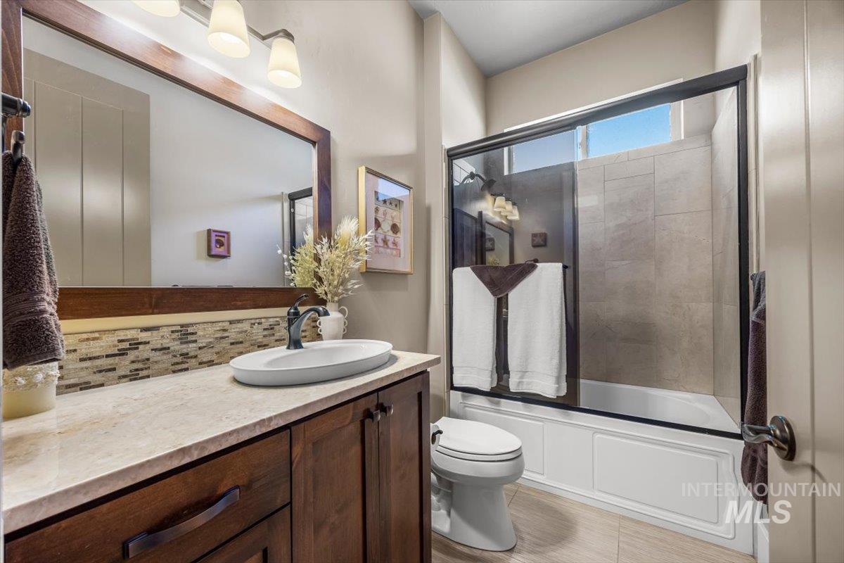 9790 W Golden Rain St., Star, Idaho 83669, 3 Bedrooms, 2.5 Bathrooms, Residential For Sale, Price $799,999, 98977095